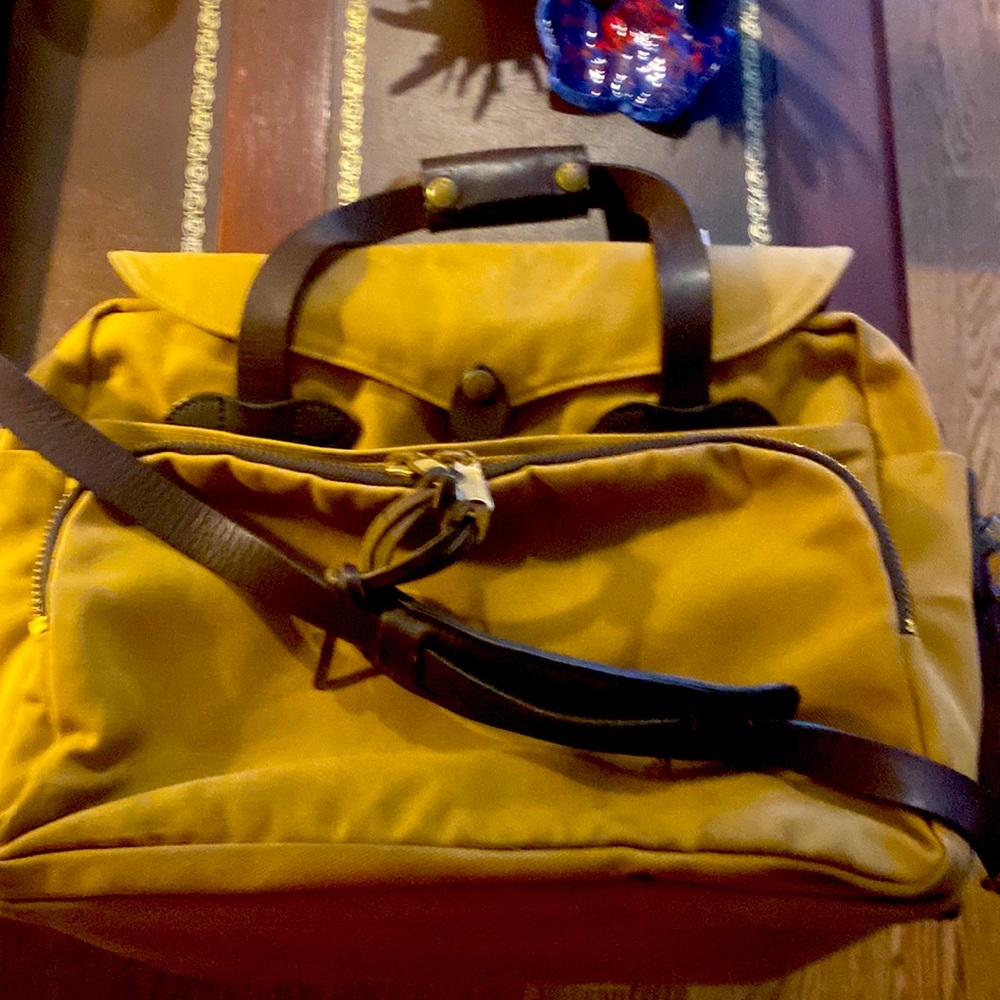 Filson rugged twill computer bag.